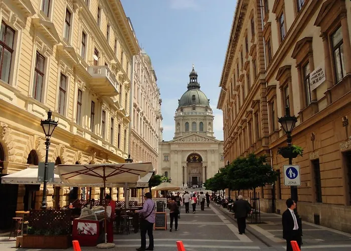 Vaci Bliss By Downtown With Free Parking Lägenhet