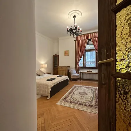 Vaci Bliss By Downtown With Free Parking *