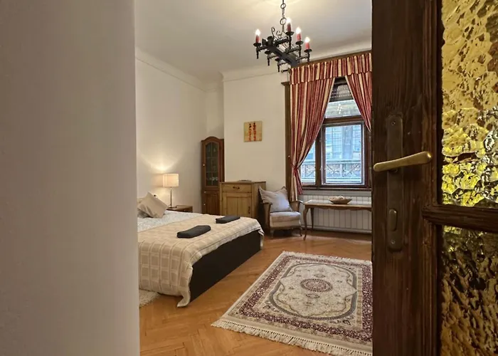 Vaci Bliss By Downtown With Free Parking *